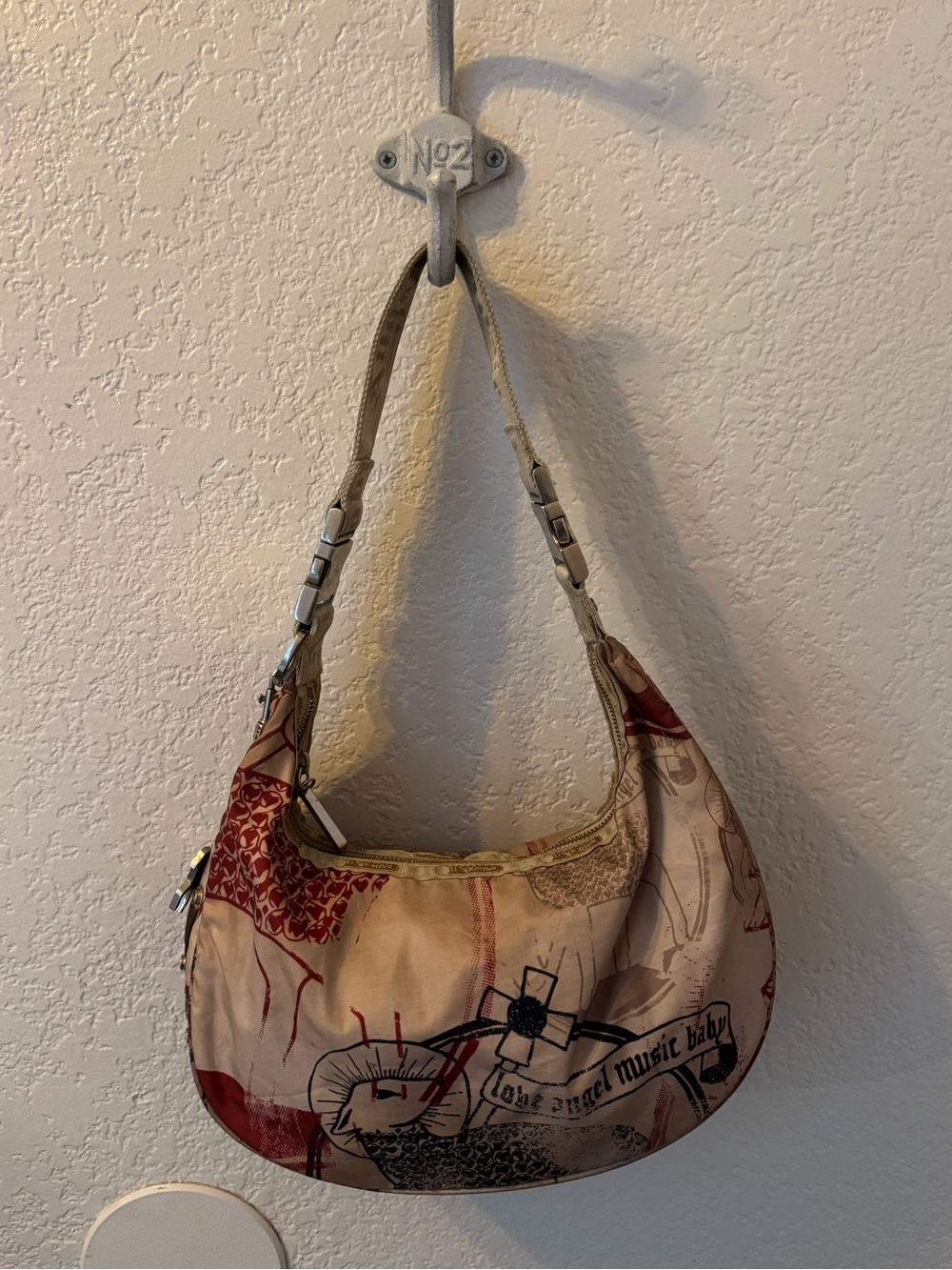 L.a.m.b. Hella hobo lesportsac